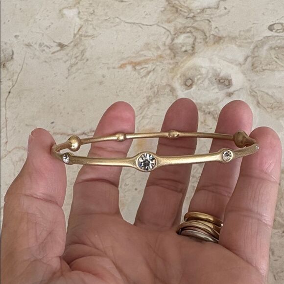 Lia Sophia Bangles Set - 5 Brushed Gold-tone & Crystals Bracelets - Picture 8 of 10